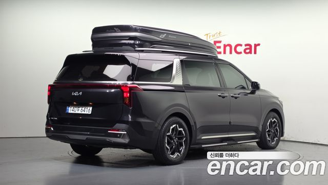 Kia Canival 2025 — photo 2