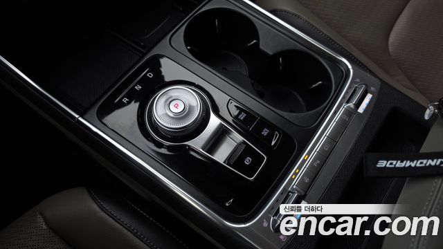 Kia Canival 2025 — photo 12