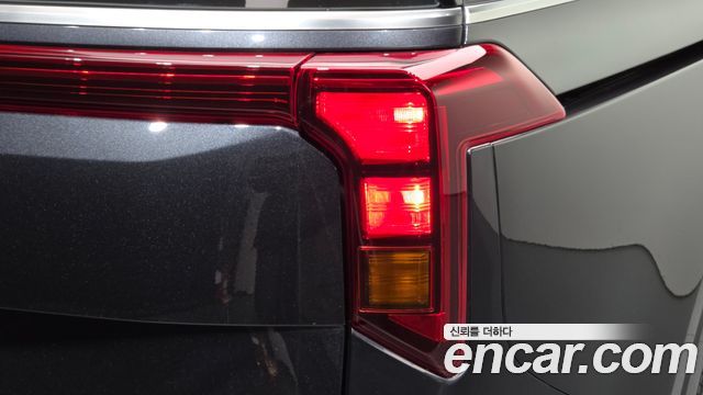 Kia Canival 2025 — photo 9