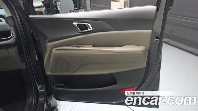 Kia Canival 2025 — photo 15