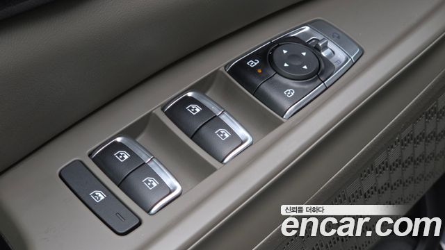 Kia Canival 2025 — photo 30