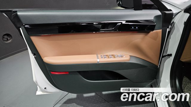 Hyundai Grandeur 2023 — photo 14