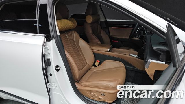 Hyundai Grandeur 2023 — photo 16