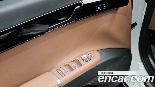 Hyundai Grandeur 2023 — photo 28