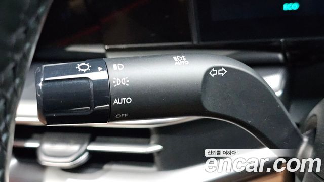 Hyundai Grandeur 2023 — photo 32