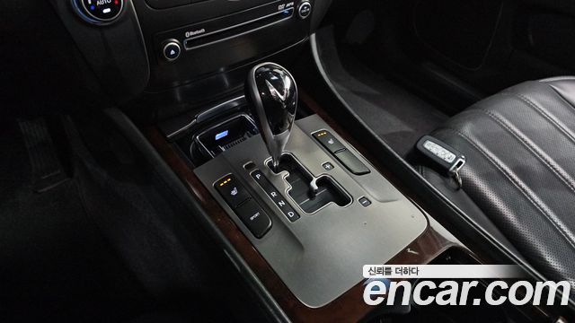 Hyundai Equus 2012 — photo 9