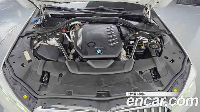 BMW 7-Series 2022 — photo 6