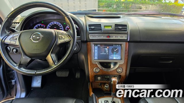 KG Mobility Rexton 2017 — photo 8