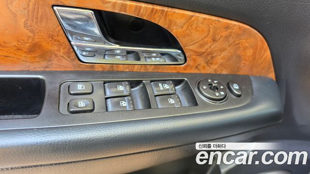 KG Mobility Rexton 2017 — photo 12