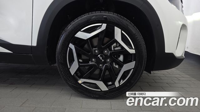 Kia Seltos 2023 — photo 7