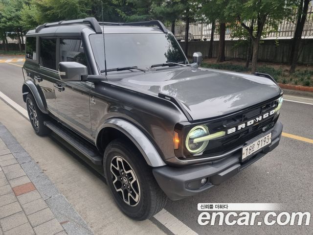 Ford Bronco 2022 — photo 2