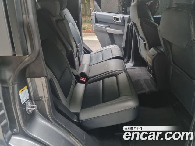 Ford Bronco 2022 — photo 9
