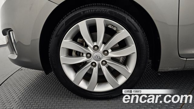 Kia Carens 2014 — photo 5