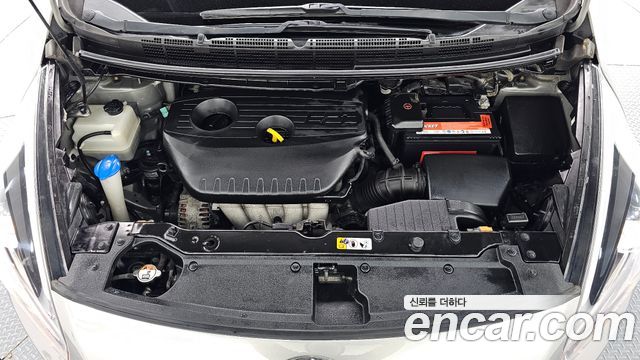 Kia Carens 2014 — photo 6