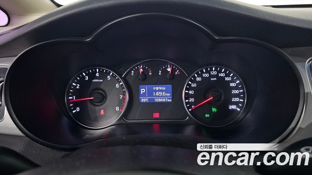 Kia Carens 2014 — photo 11