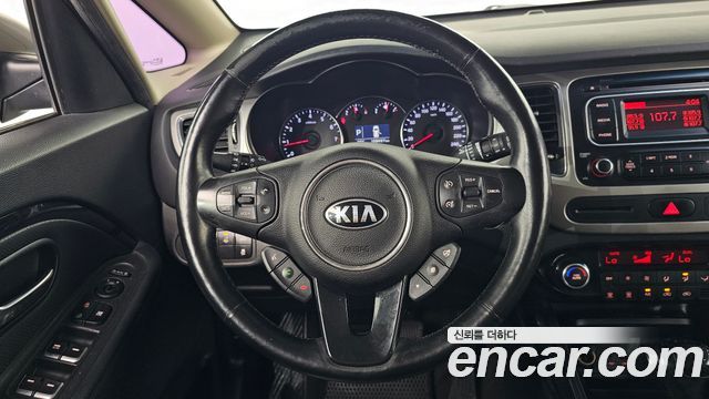 Kia Carens 2014 — photo 19