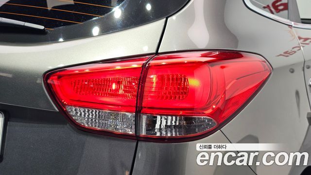 Kia Carens 2014 — photo 9