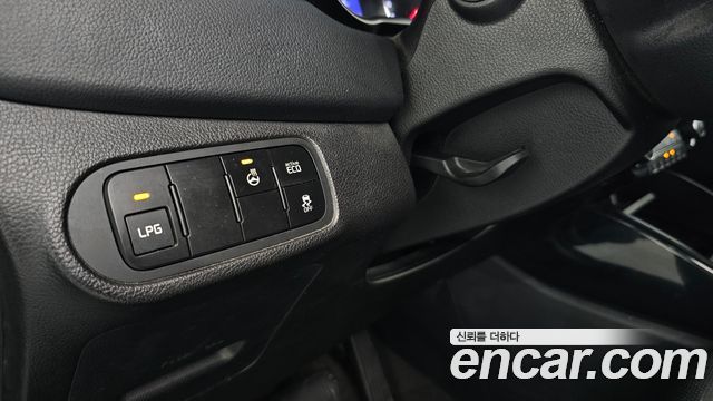 Kia Carens 2014 — photo 27
