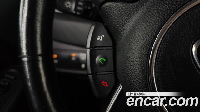 Kia Carens 2014 — photo 30