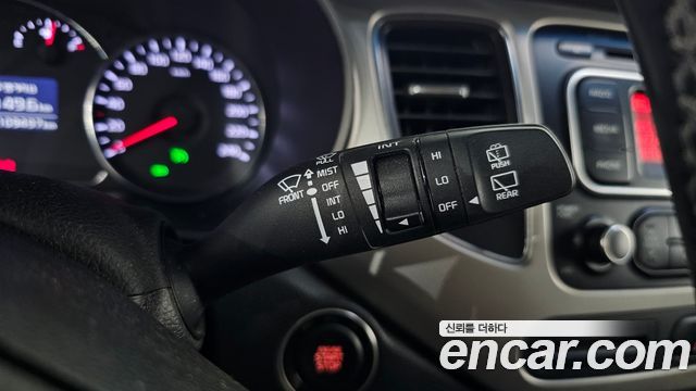 Kia Carens 2014 — photo 34