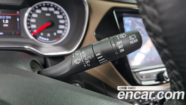 Chevrolet Korea Trailblazer 2022 — photo 29