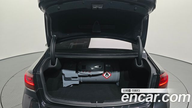 Kia K7 2020 — photo 24