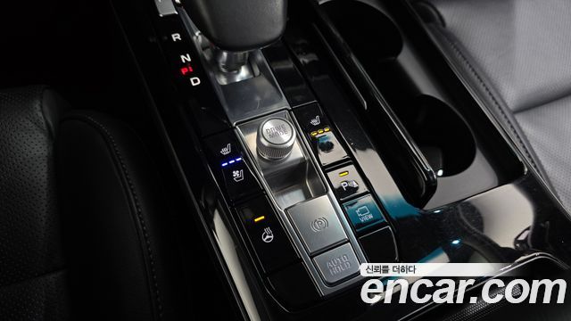 Kia K7 2020 — photo 25
