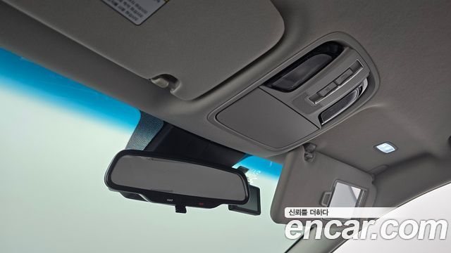 Kia K7 2020 — photo 26