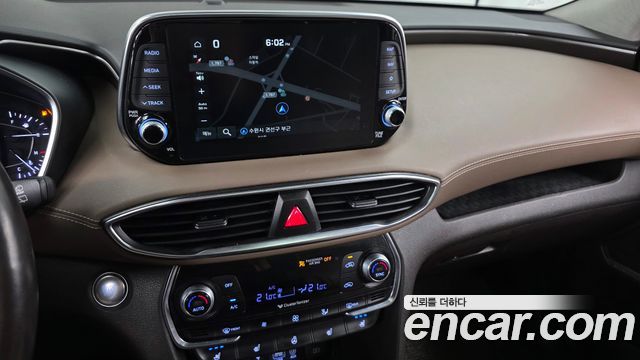 Hyundai Santafe 2019 — photo 19
