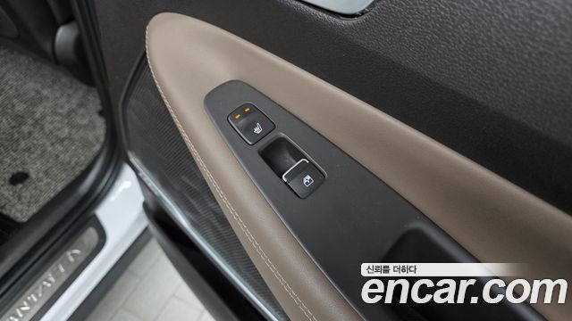 Hyundai Santafe 2019 — photo 24