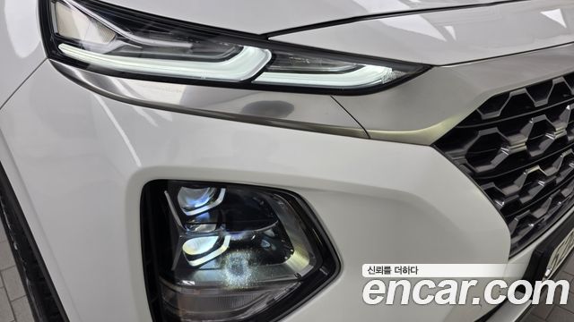 Hyundai Santafe 2019 — photo 8