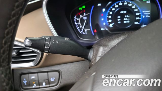 Hyundai Santafe 2019 — photo 30