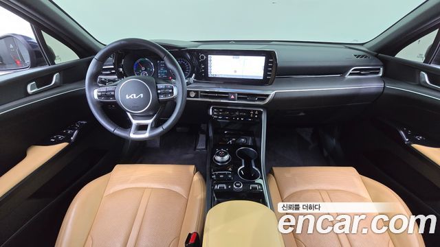 Kia K5 2022 — photo 10