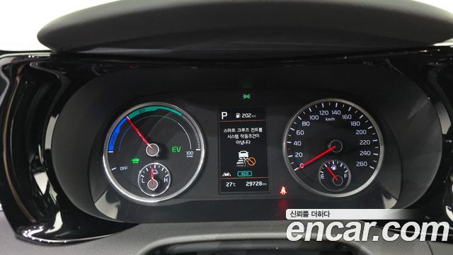 Kia K5 2022 — photo 11