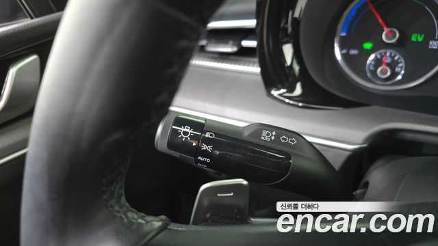 Kia K5 2022 — photo 27