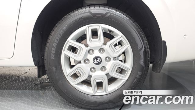 Hyundai Staria 2026 — photo 7