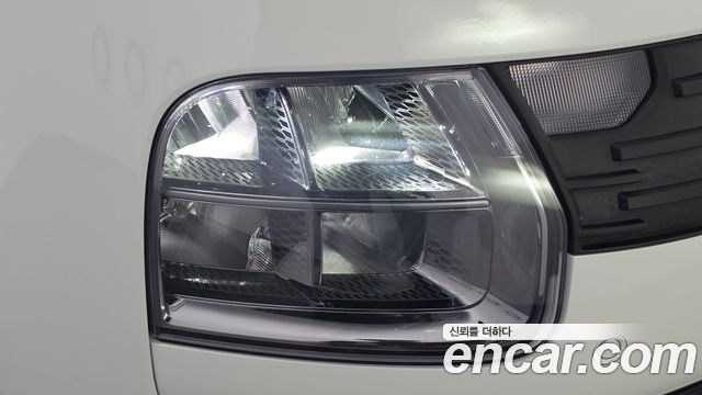 Hyundai Staria 2026 — photo 8