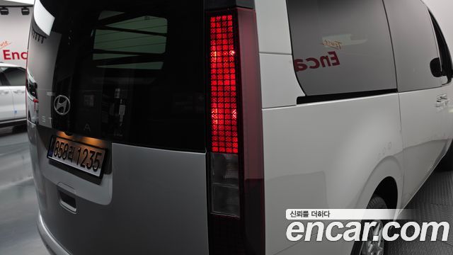 Hyundai Staria 2026 — photo 9