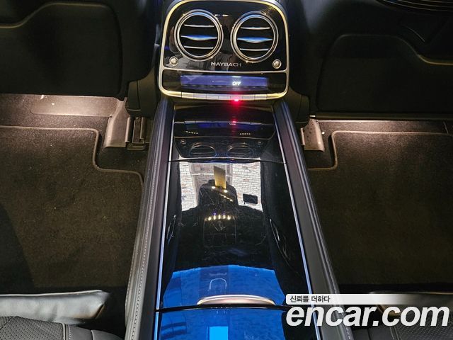 Mercedes-Benz S-Class 2017 — photo 17
