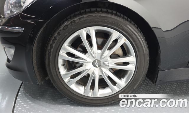 Hyundai Genesis 2012 — photo 5
