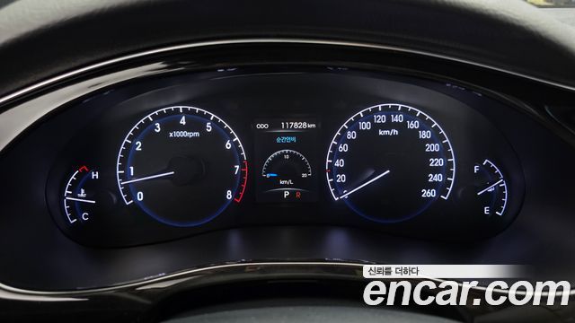 Hyundai Genesis 2012 — photo 11