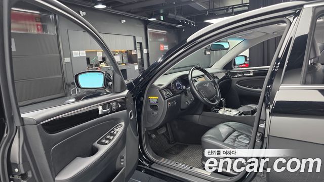 Hyundai Genesis 2012 — photo 13