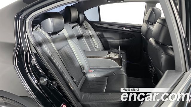 Hyundai Genesis 2012 — photo 17