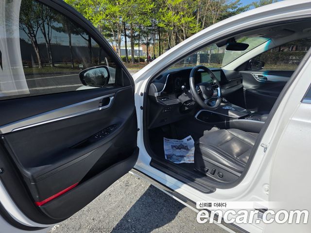 Hyundai Grandeur 2023 — photo 8