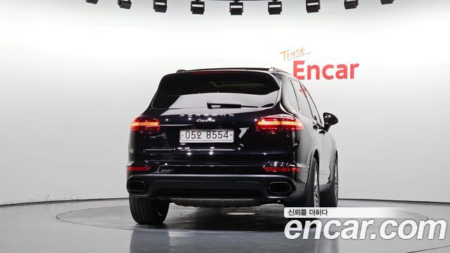 Porsche Cayenne 2017 — photo 4