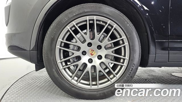 Porsche Cayenne 2017 — photo 5