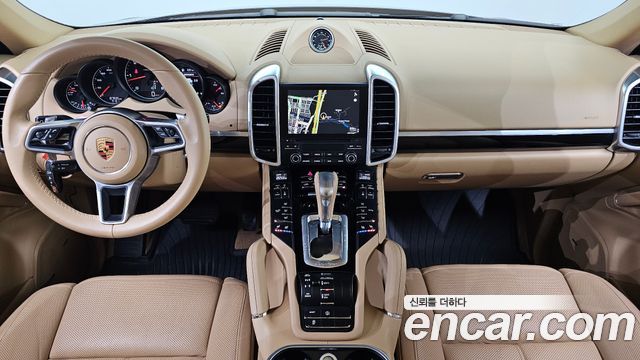Porsche Cayenne 2017 — photo 7