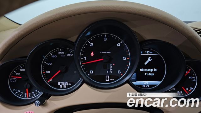 Porsche Cayenne 2017 — photo 8