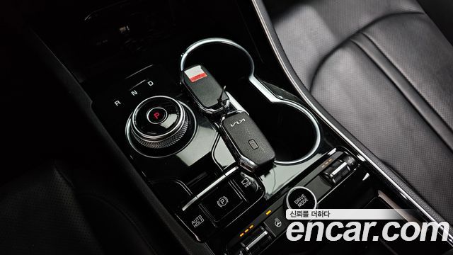 Kia K5 2022 — photo 12