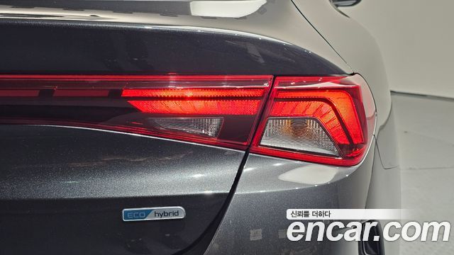 Kia K5 2022 — photo 9